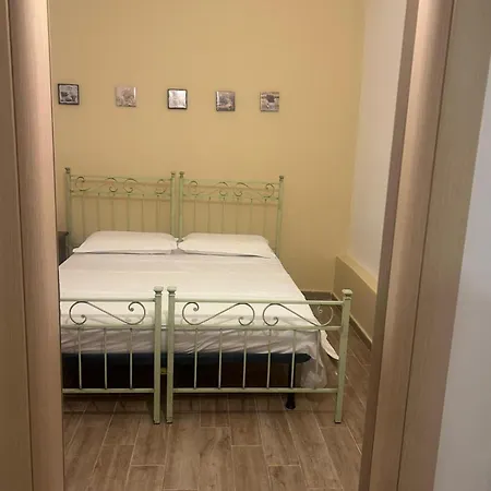 Borghetto Degli Ulivi ファームステイ カルタニッセッタ